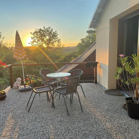 Apartman V Podhuri Jizerskych Hor Zelezny Brod 外观 照片