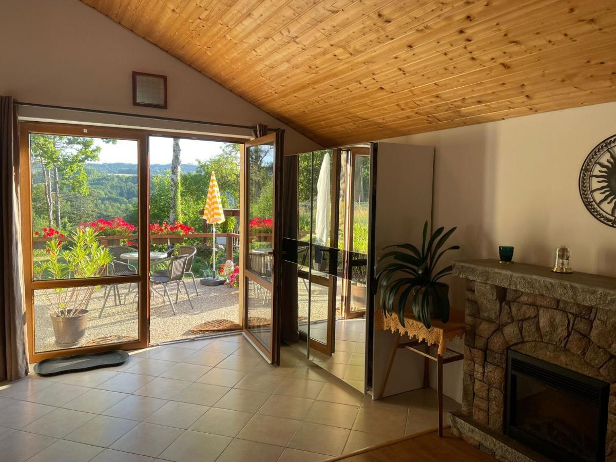 Apartman V Podhuri Jizerskych Hor Zelezny Brod 外观 照片